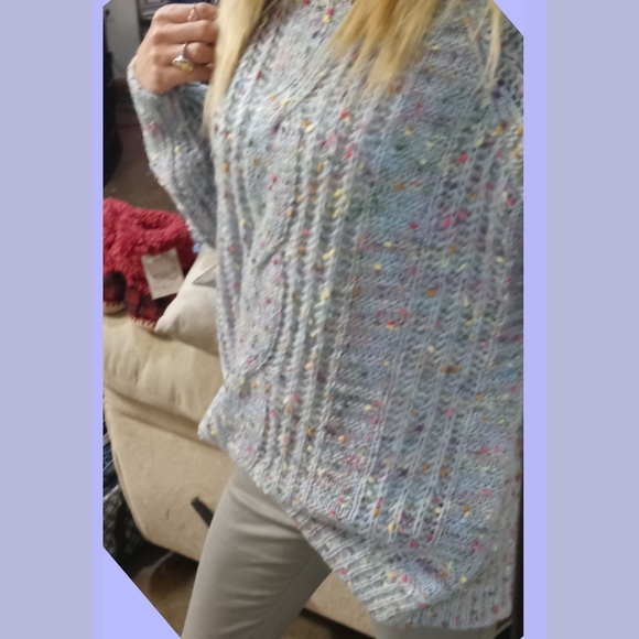 Colorful Sweater - Picture 5 of 6